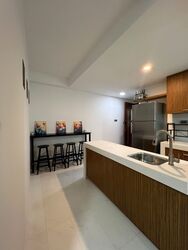 The Lakeshore (D22), Condominium #622945401